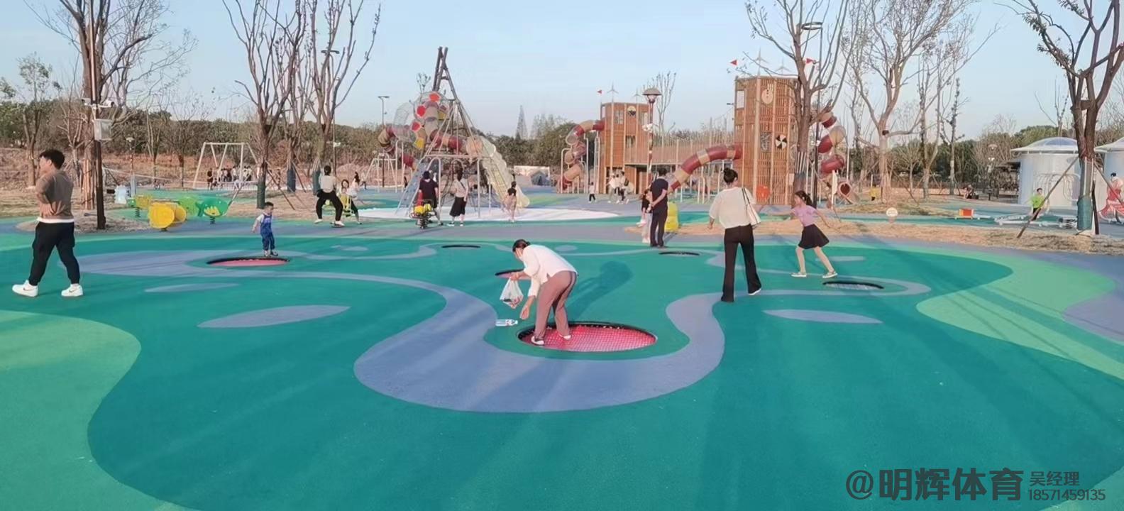 郑州公园跑道是用什么材料做成的